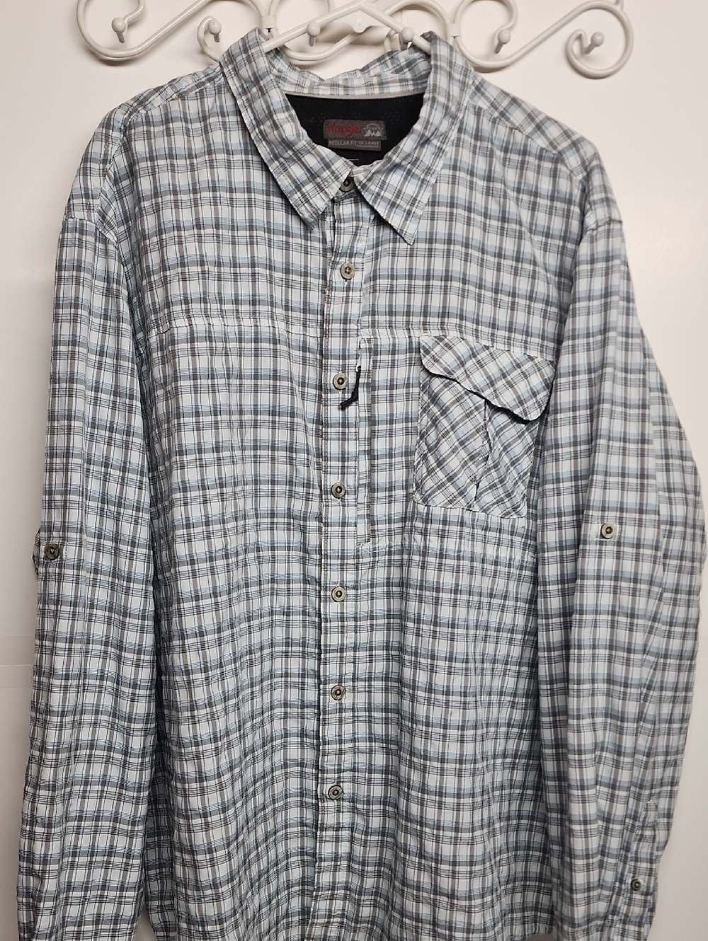 Wrangler Men's Long-Sleeve Plaid Button-Up Shirt in Light Blue and Gray Sz XXL
